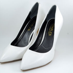 Tacones Charles David para Dama Talla 5.5US Nuevos