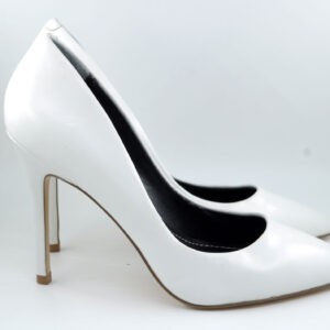 Tacones Charles David para Dama Talla 5.5US Nuevos