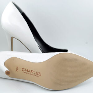 Tacones Charles David para Dama Talla 5.5US Nuevos