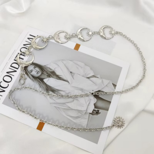 Cinturón Cadena Vintage “Moon Impress” – en Plateado