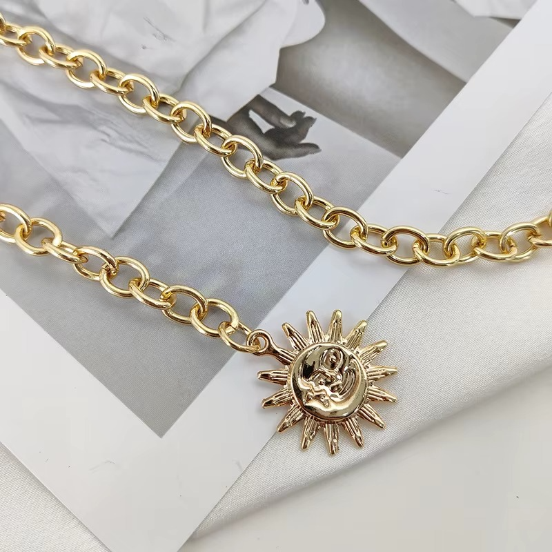 Cinturón Cadena Vintage “Sun Impress” – Dorado - Imagen 5