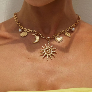 Collar Vintage Corazón Sol & Luna – Estilo Místico Retro